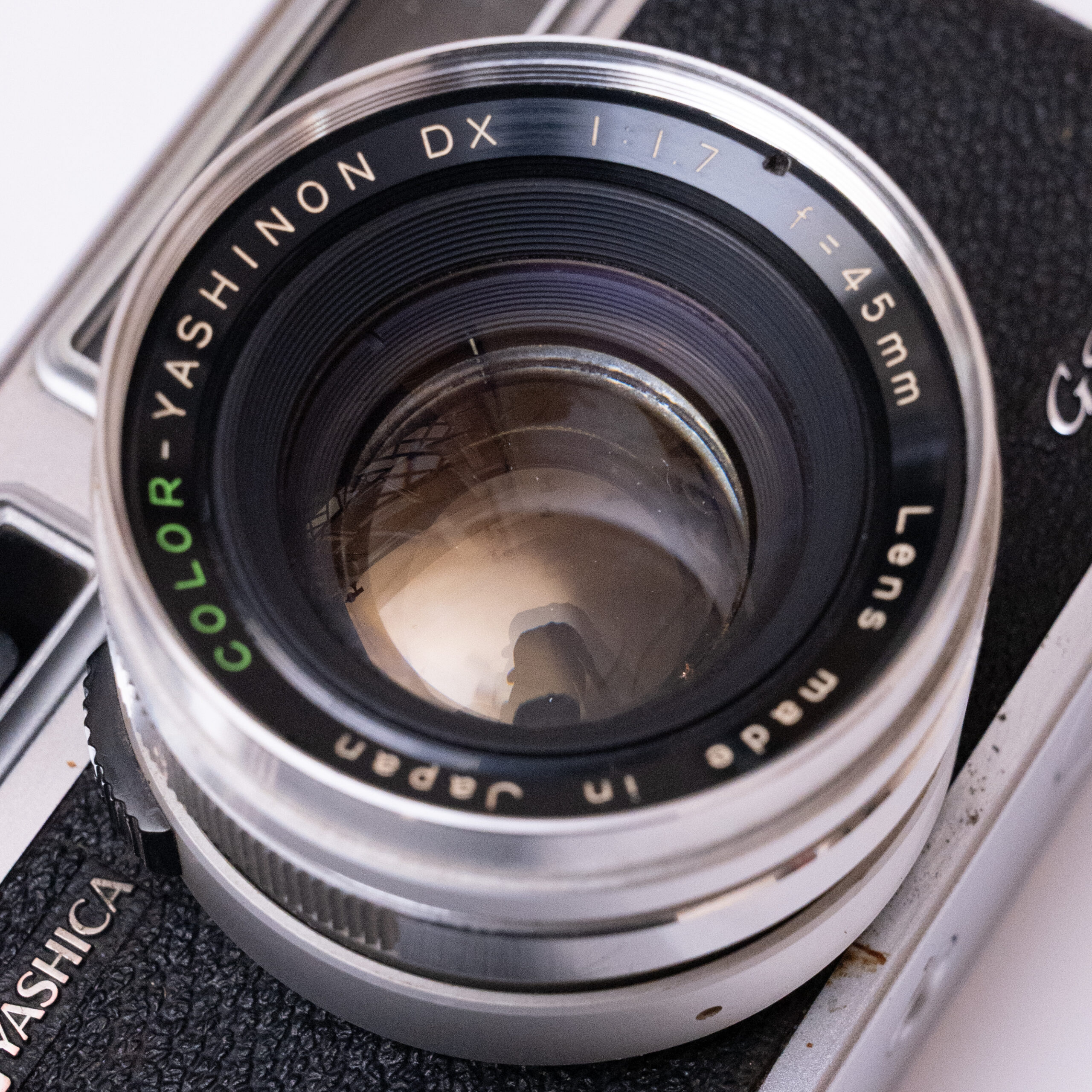 Yashica Electro 35 with Original Case - Image 9