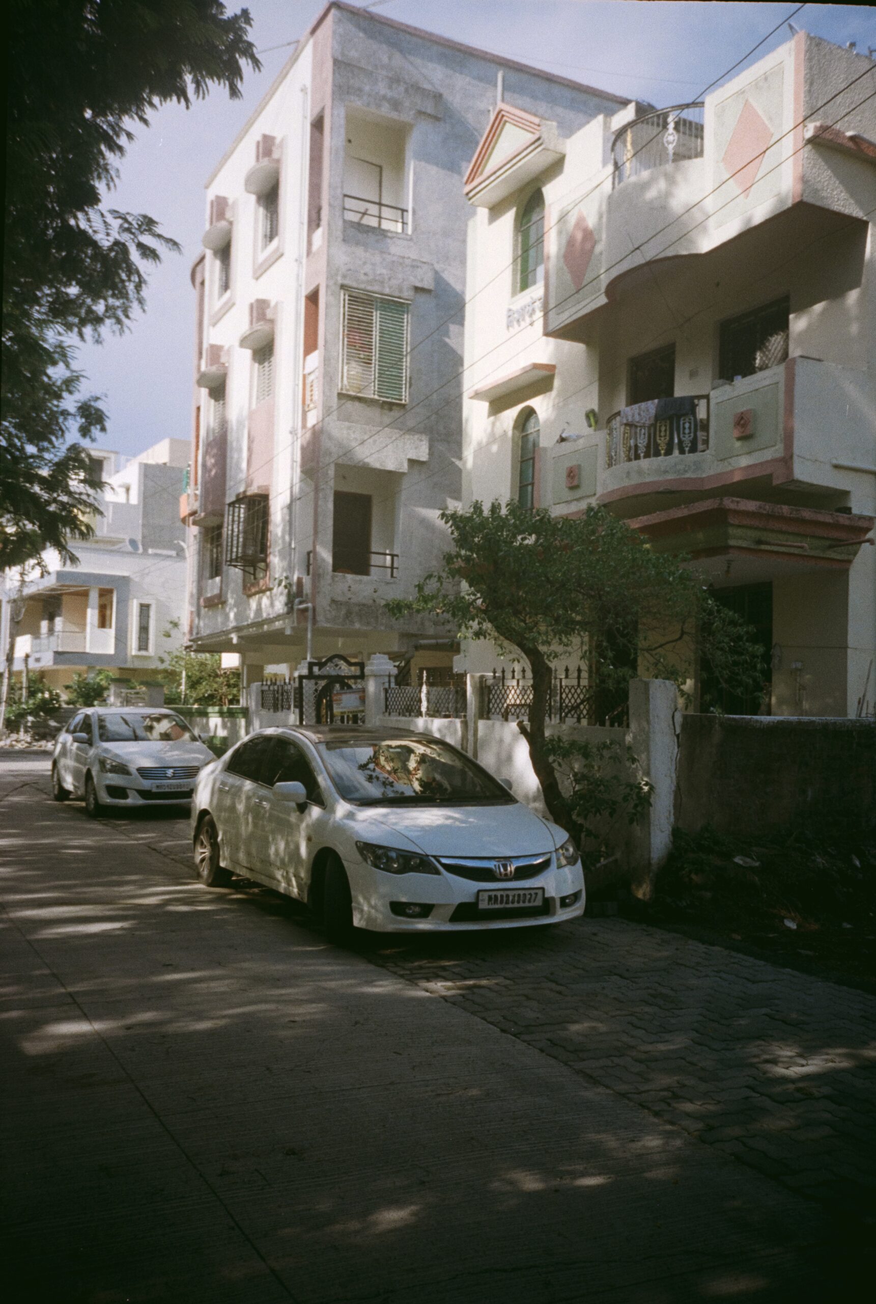 Yashica J - Image 13