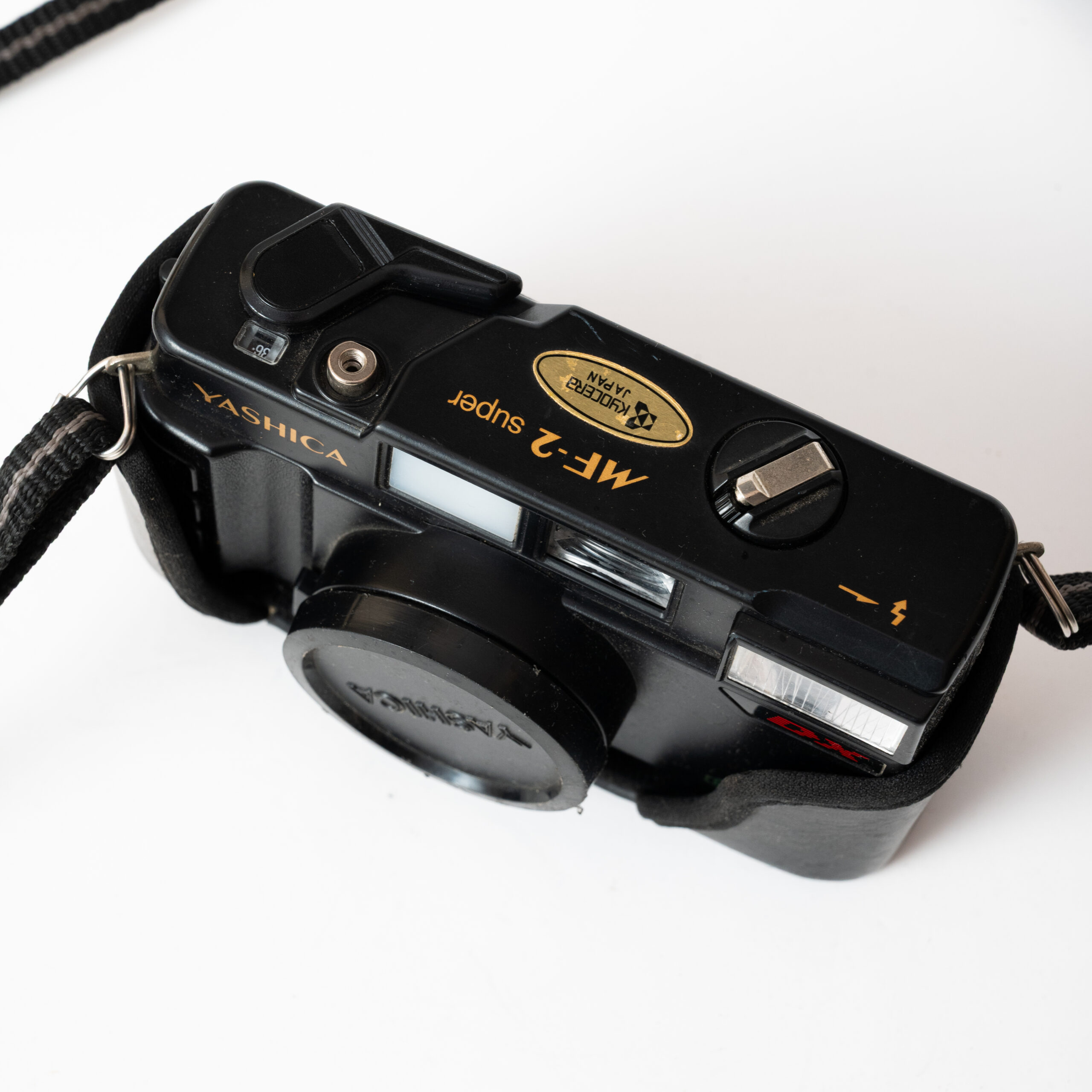 Yashica MF-2 Super DX with Original bottom half case - Image 6