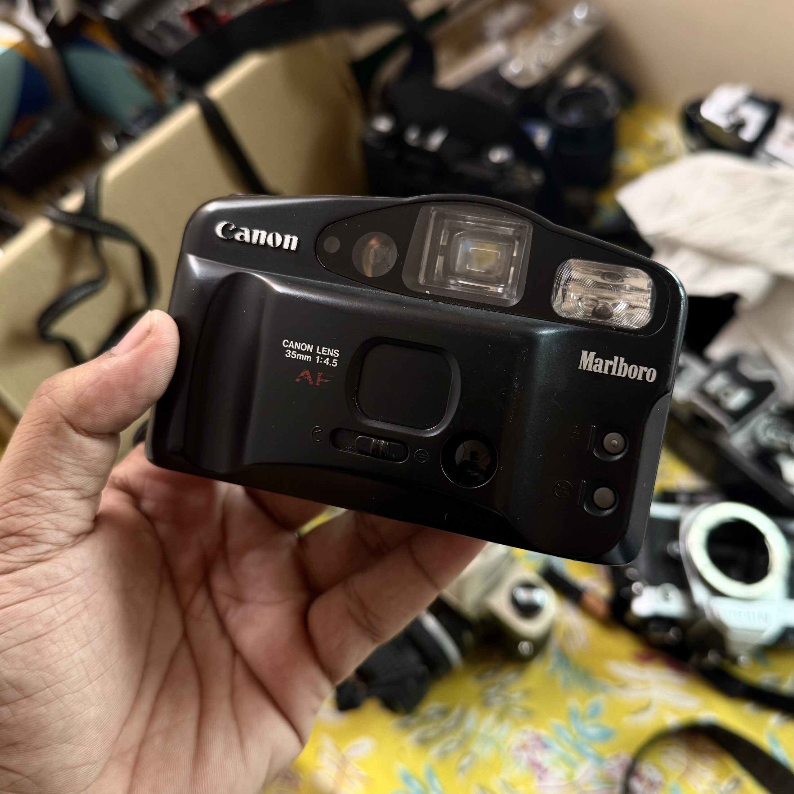 Canon Sure Shot Owl Marlboro Edition - Image 7