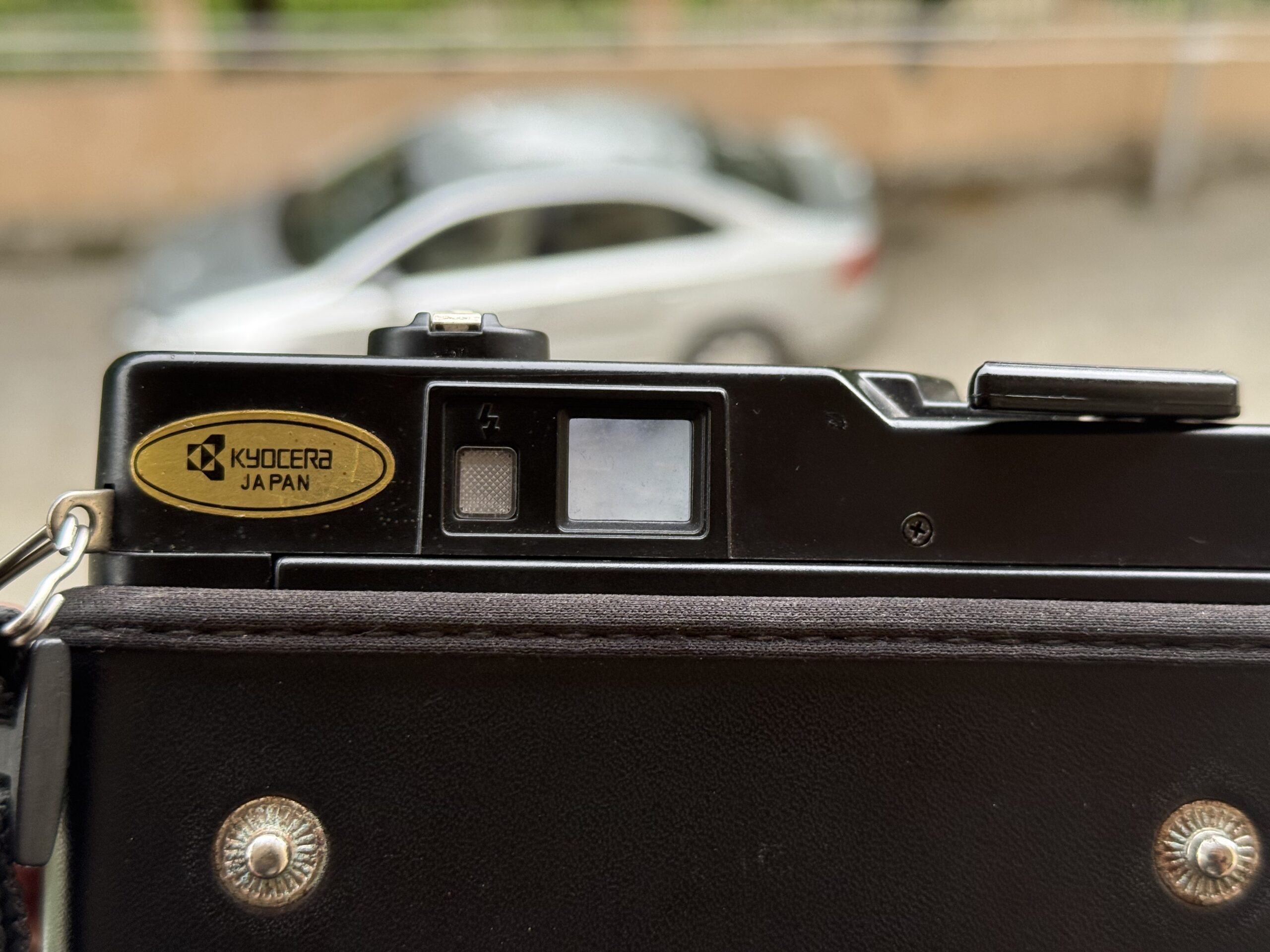 Yashica MF-2 Super with bottom half case - Image 9